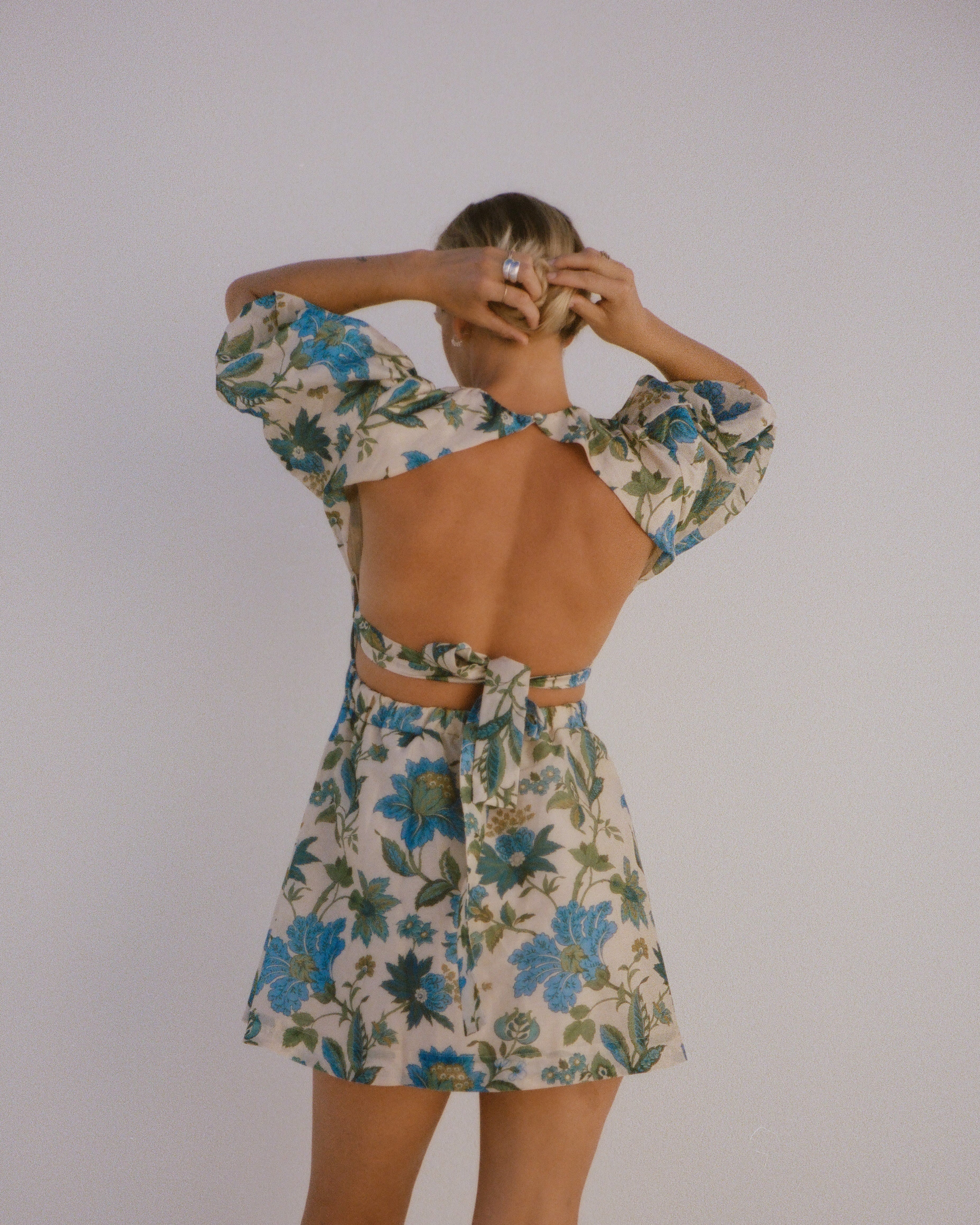 OLIVE COOKE FOR RESORT '22