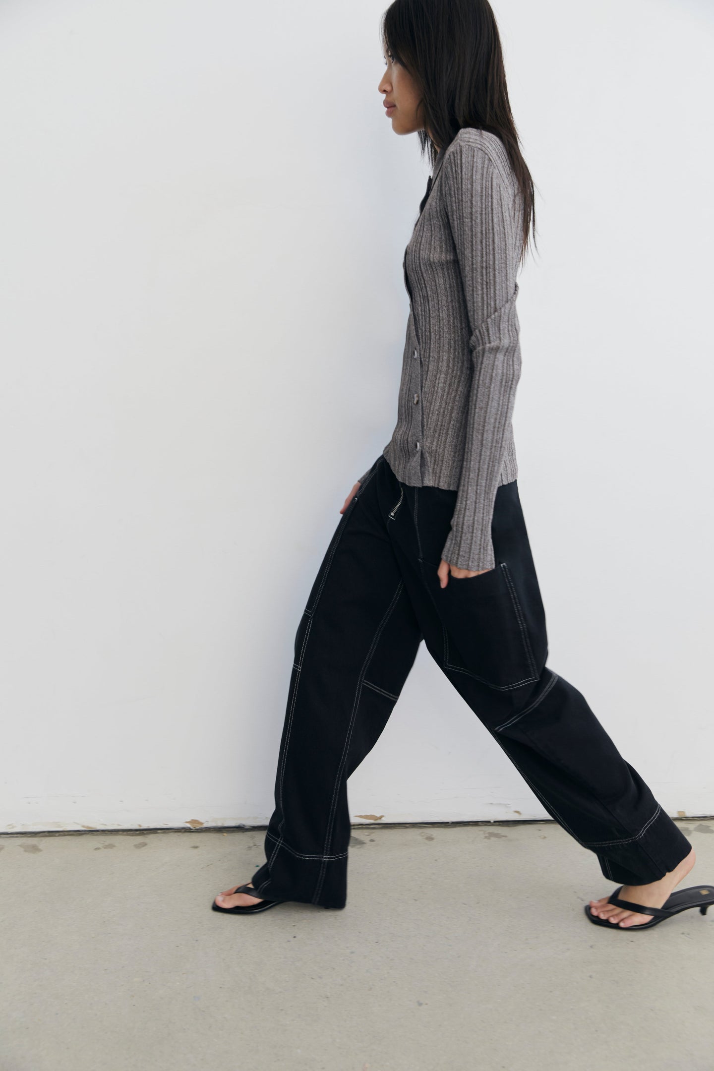 SIR the label Orlan Relaxed Jean Washed Black