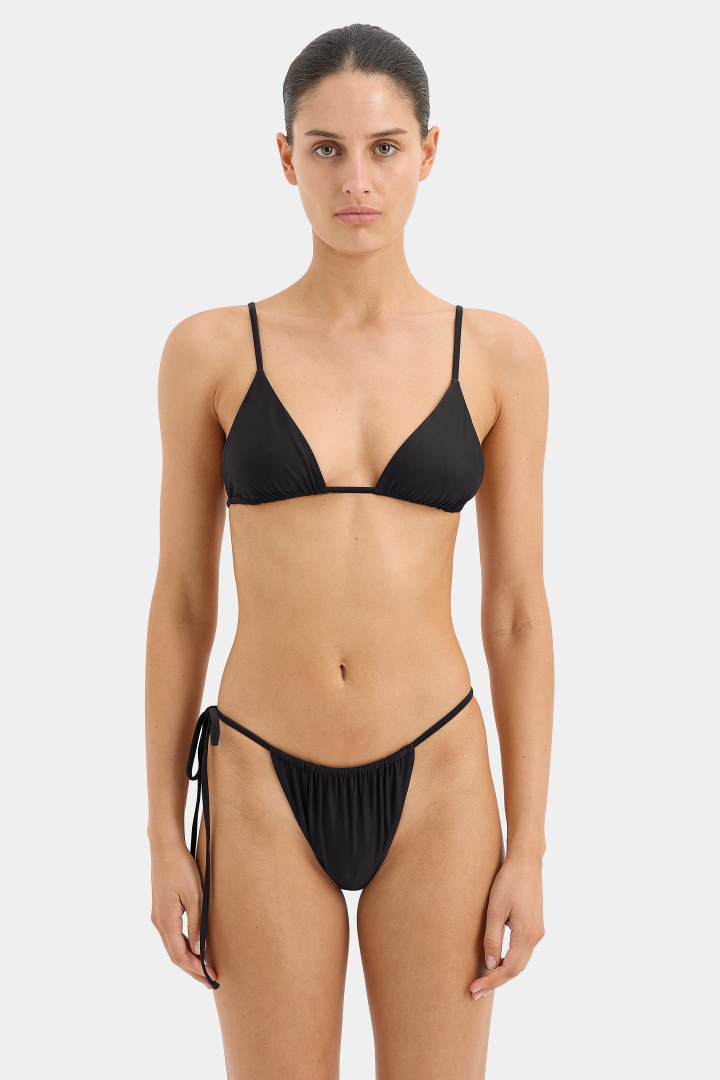 SIR the label Hendry String Brief BLACK