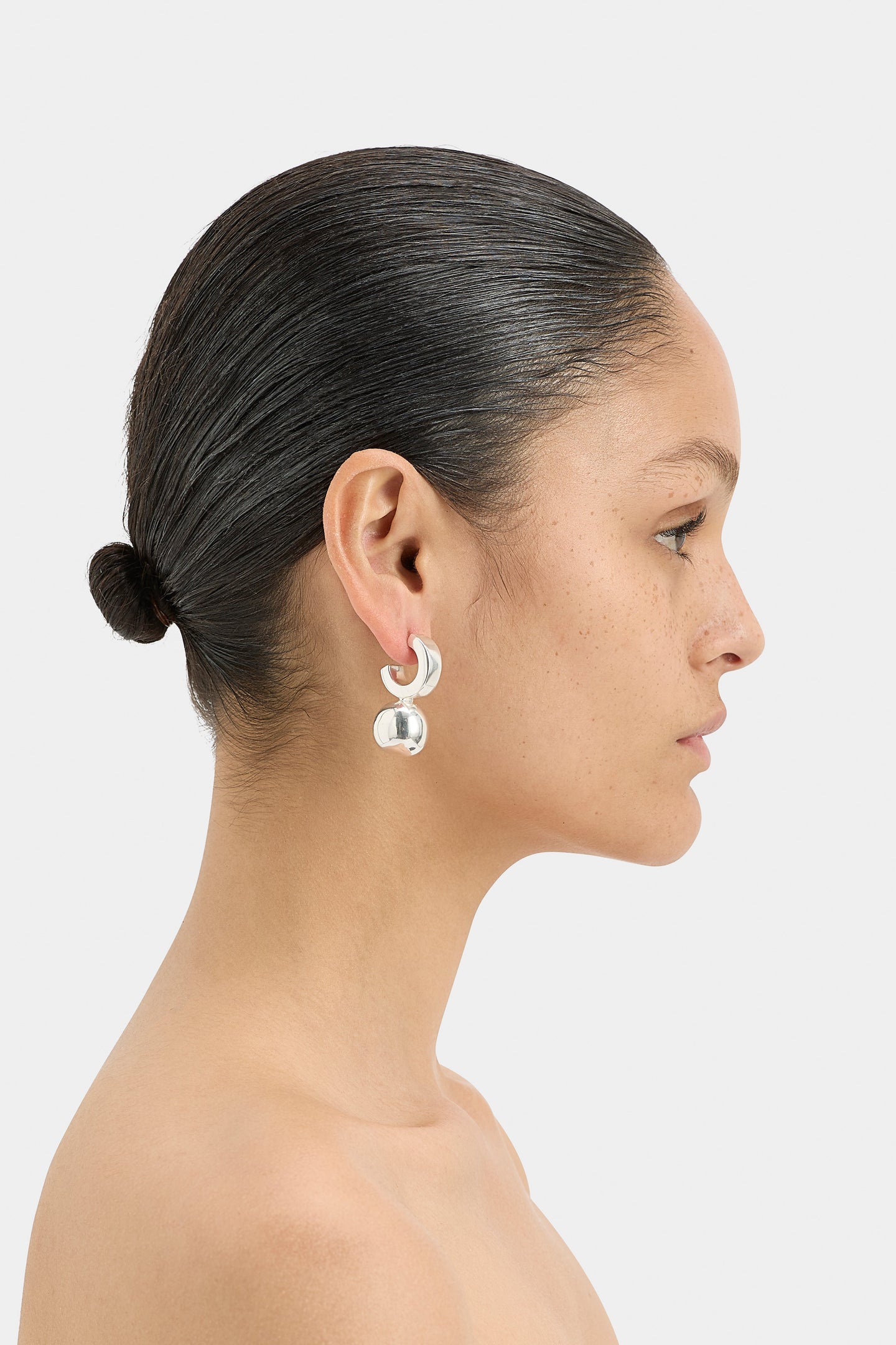 SIR the label Cielo Sphere Drop Earring SILVER