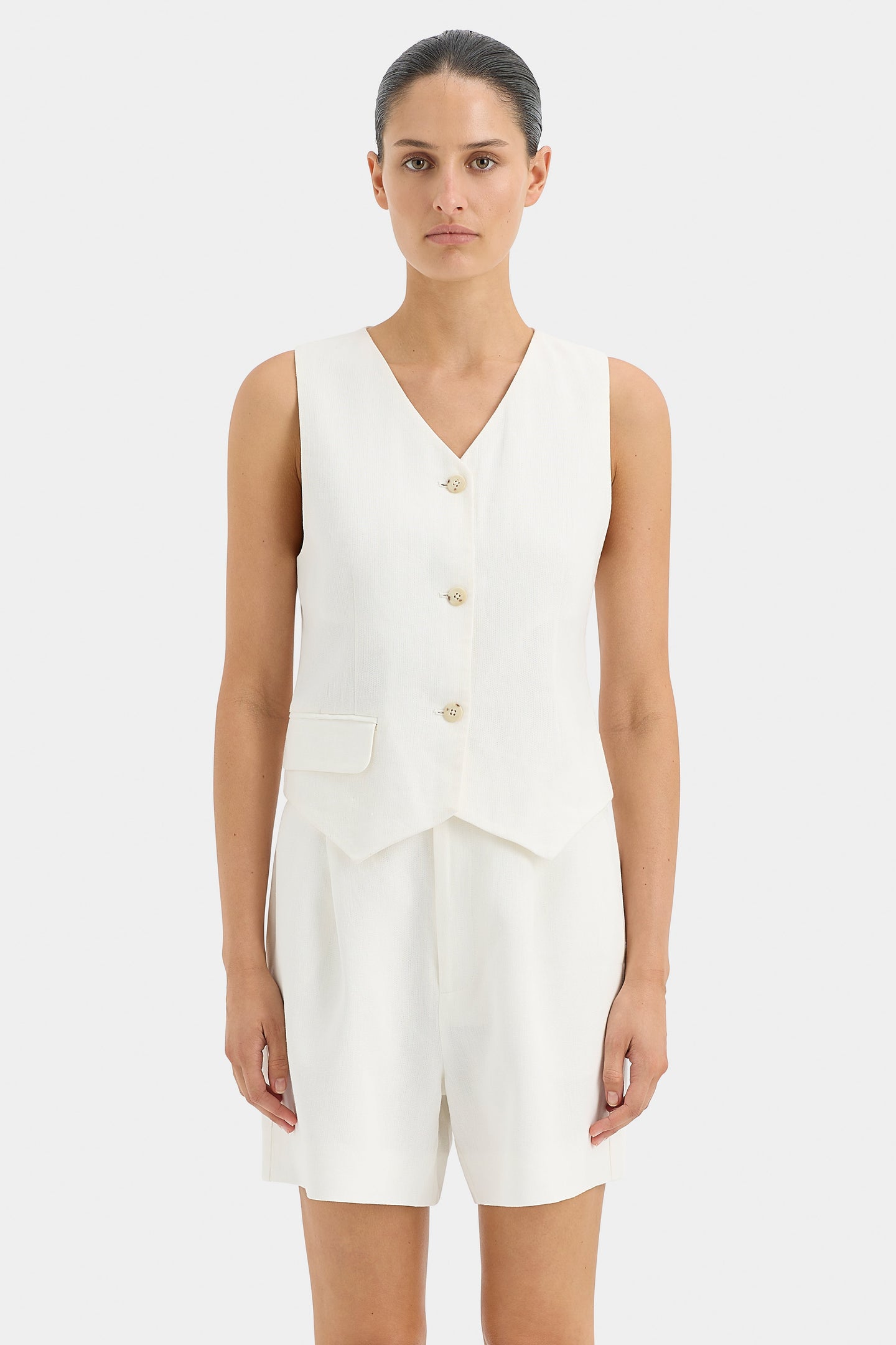 SIR the label Clemence Tailored Short IVORY
