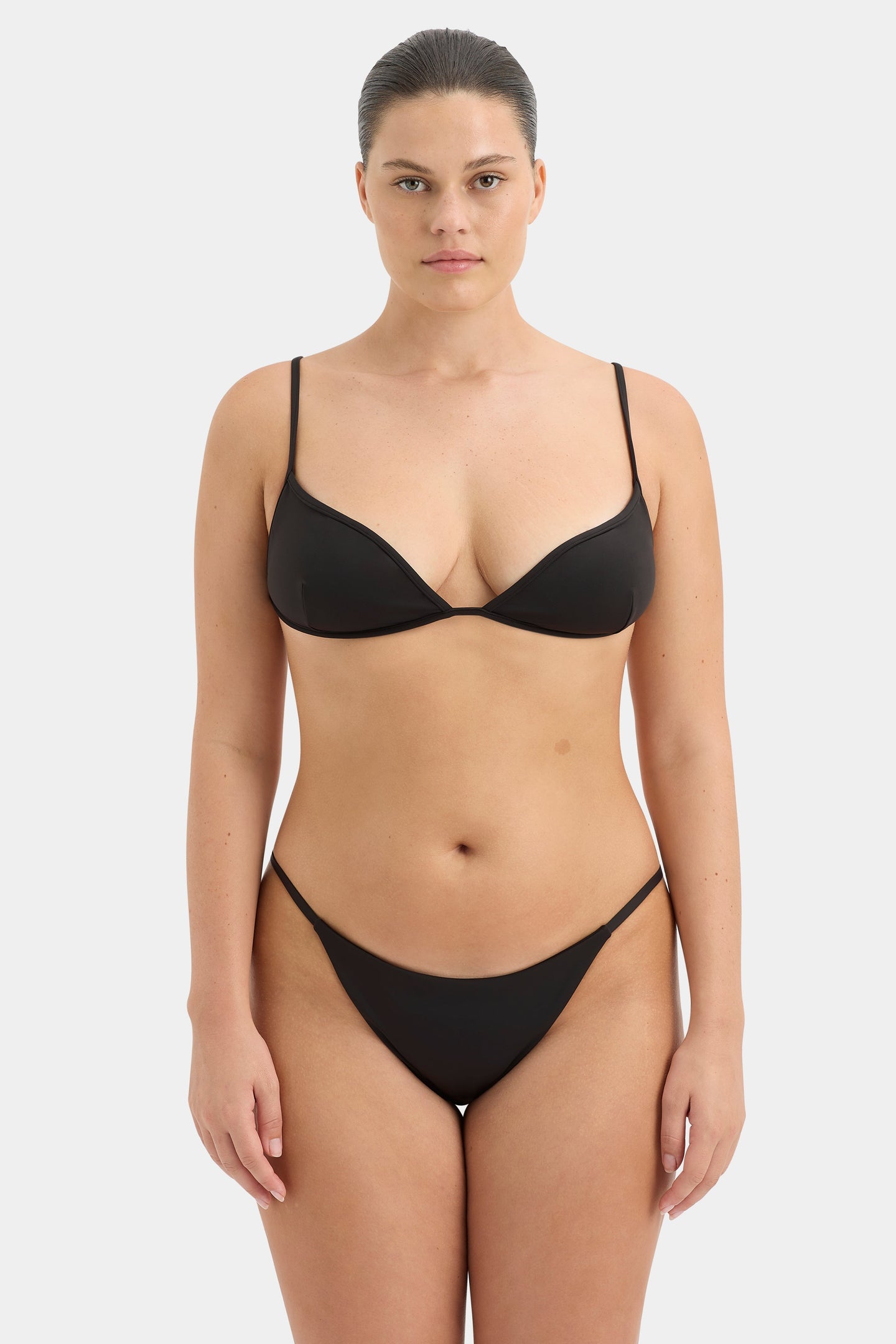 SIR the label Renata Shaped Balconette BLACK